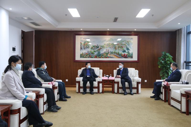 2022年12月，時(shí)任湖南省人民政府副省長、黨組成員，省國資委黨委書記陳飛到公司調(diào)研指導(dǎo)工作